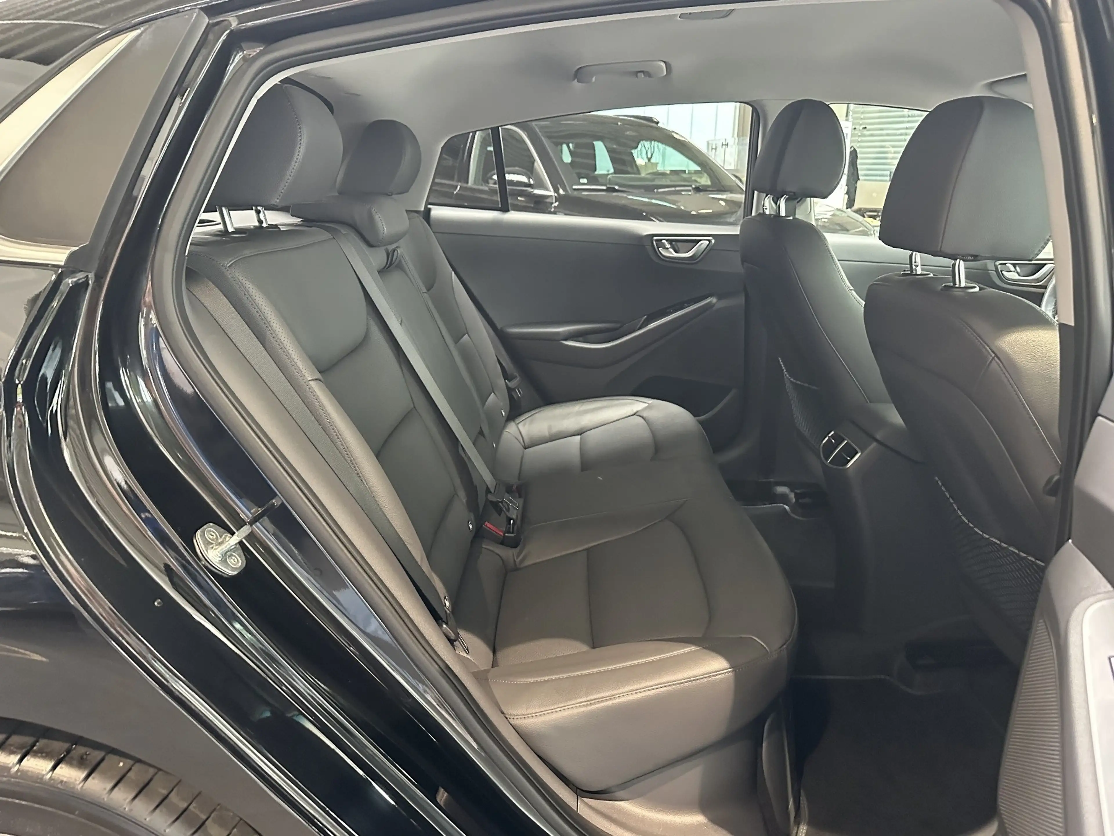 Hyundai IONIQ Hybrid 1.6 GDI Prime — photo 10