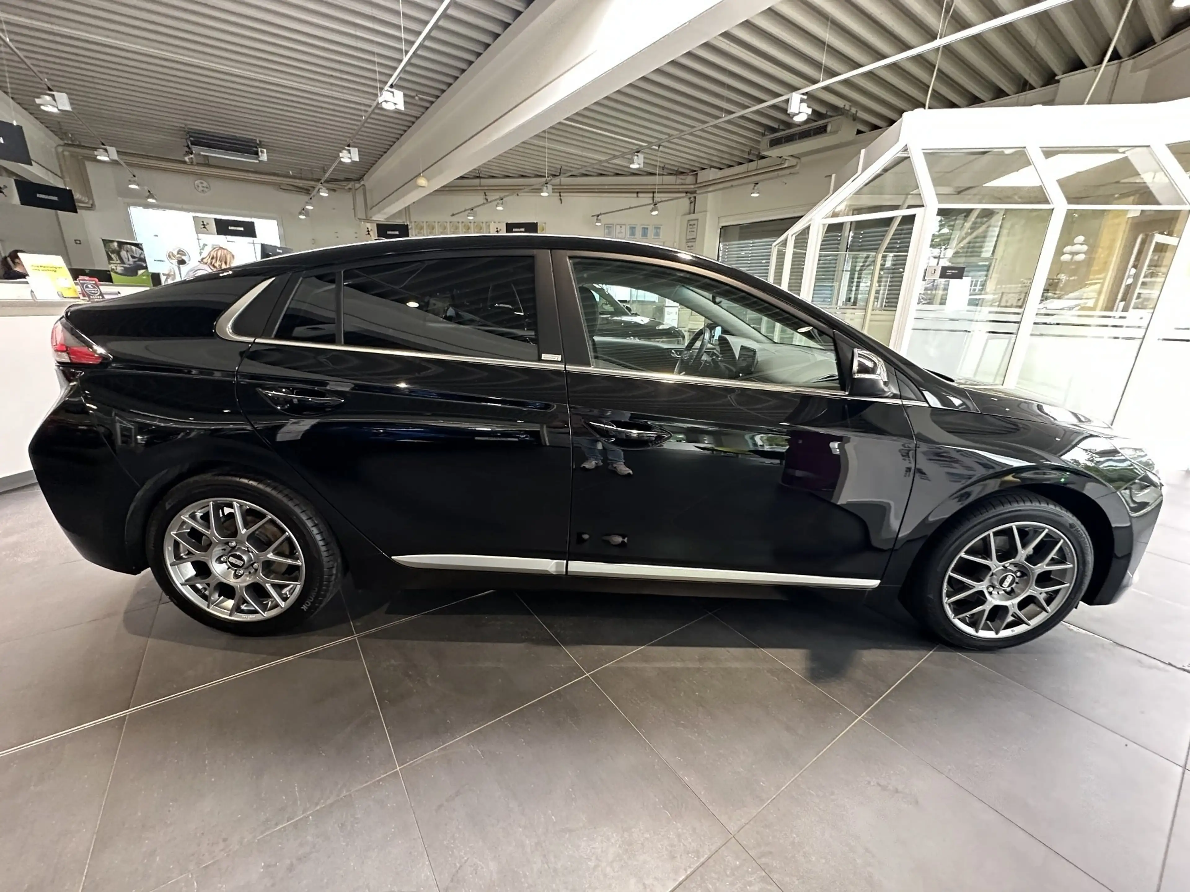 Hyundai IONIQ Hybrid 1.6 GDI Prime — photo 4