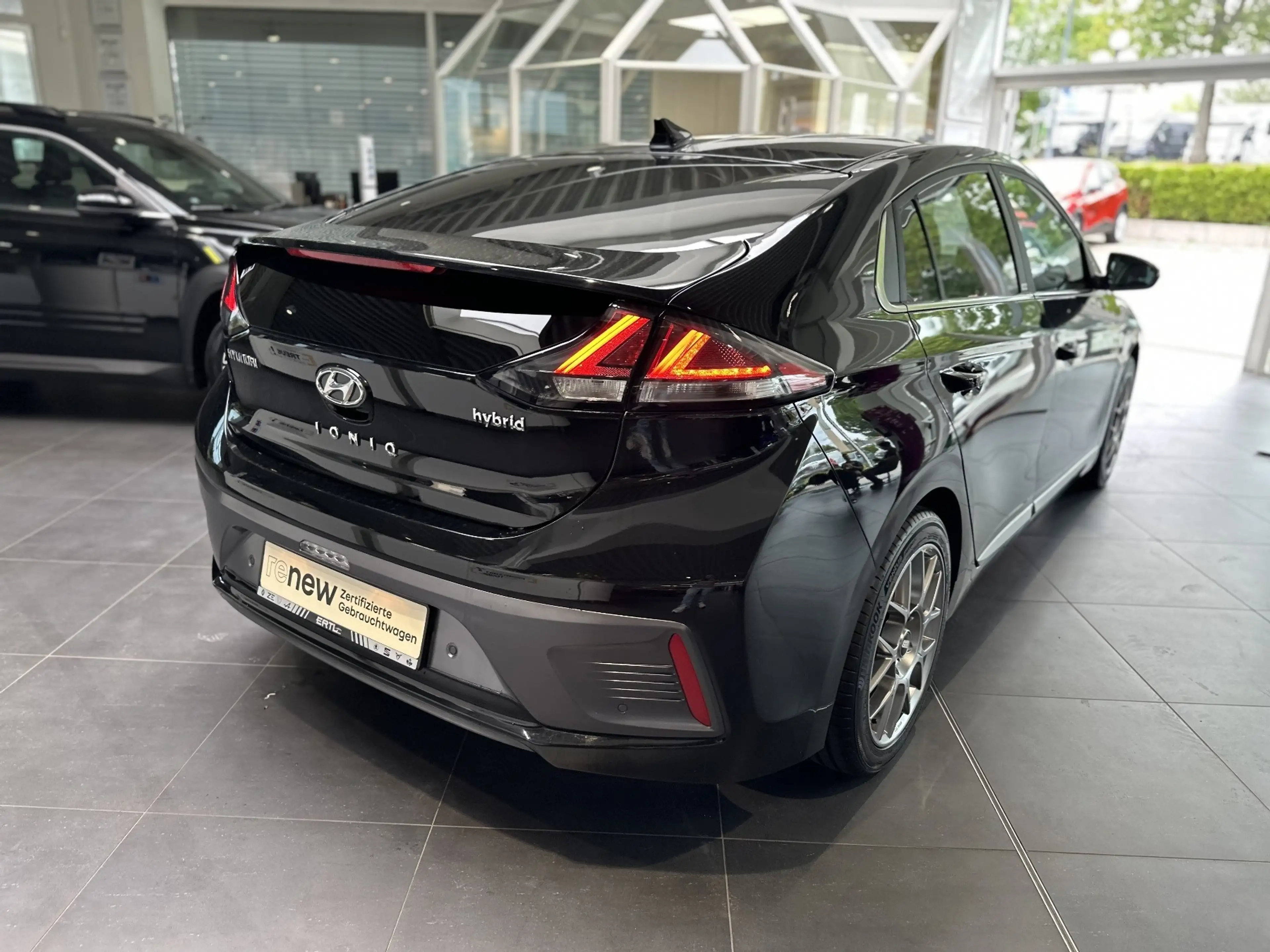 Hyundai IONIQ Hybrid 1.6 GDI Prime — photo 15