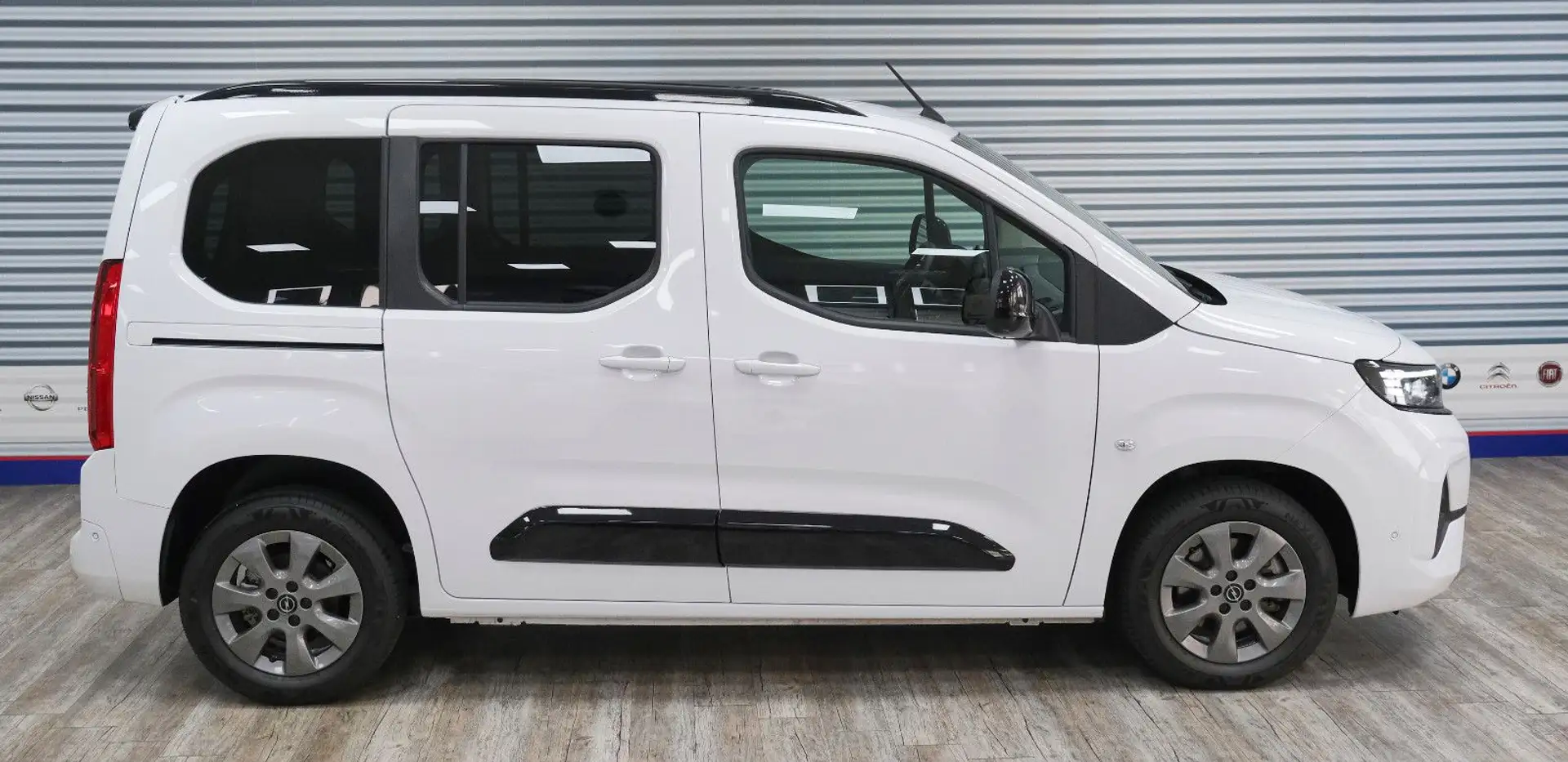 Opel Combo Life 1.5 GS *NAVI/SHZ/PDC/RFK/CONNECT-P.* Blanc - 2