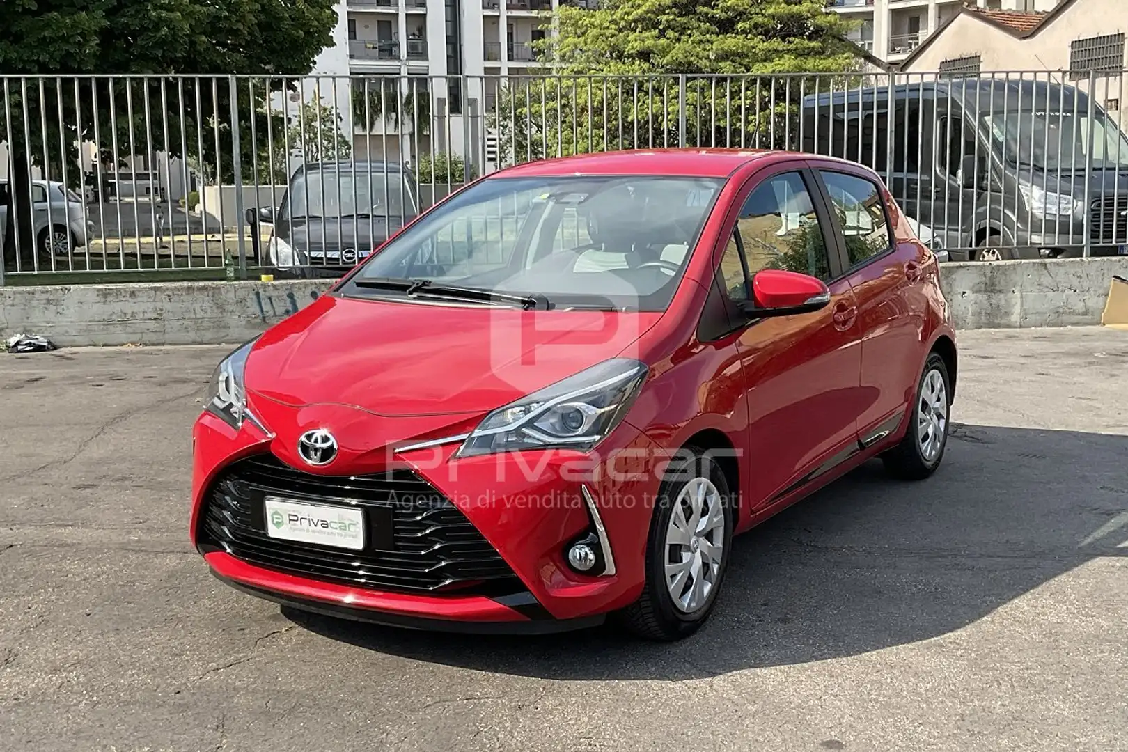 Toyota Yaris Yaris 1.0 5 porte Cool Rosso - 1