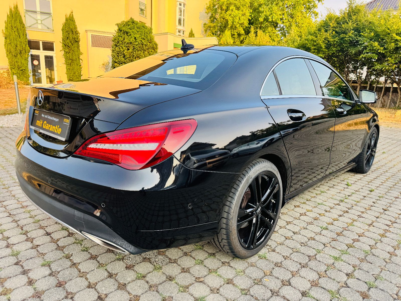 Mercedes-Benz CLA 180 Urban 8 x bereift Business Paket TOP — photo 11