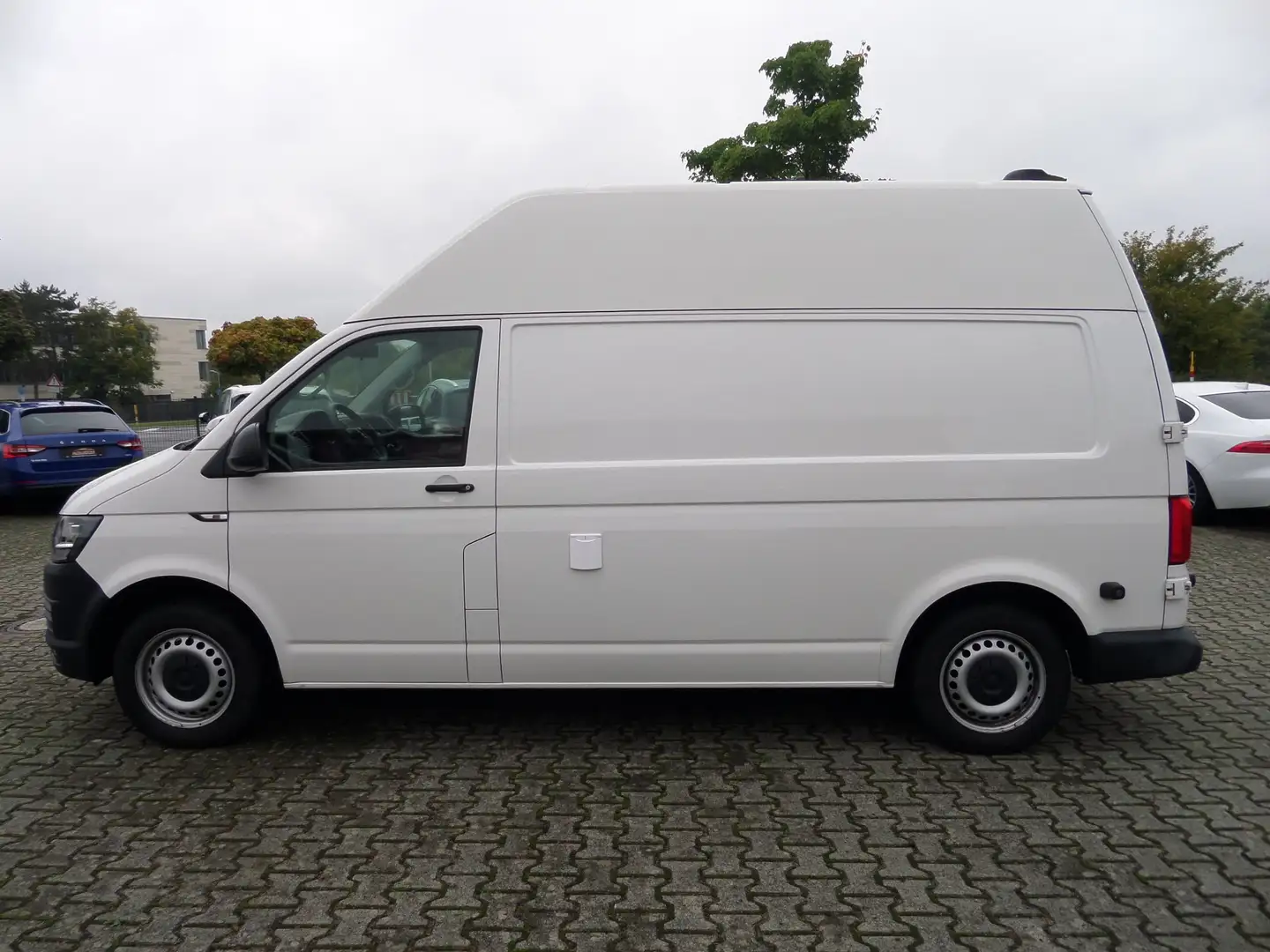 Volkswagen T6 Transporter Hochdach-Lang+Sortimo+Navi+Cam+Standhzg+Starkstrom Weiß - 1