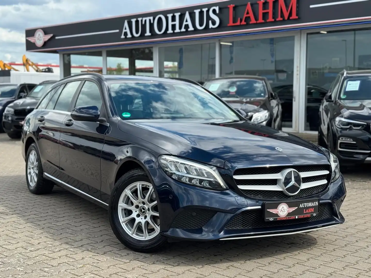 Mercedes-Benz C 200 d T 9G-TRONIC*1-HAND*LED*AHK*NAVI*KAMERA* Bleu - 1