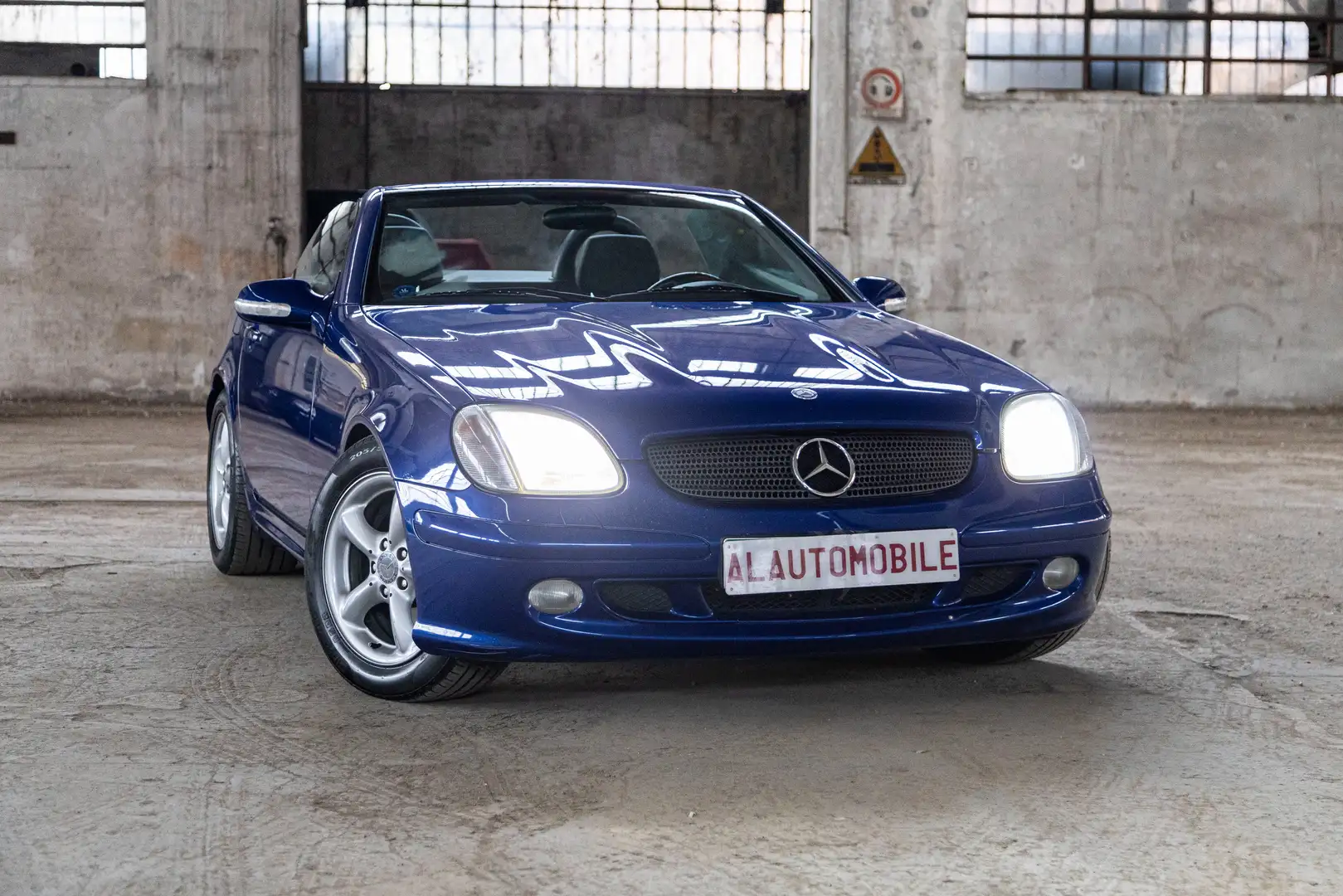 Mercedes-Benz SLK 320 V6 * Automatica*Cruise control* Legno*Meravigliosa Blau - 1