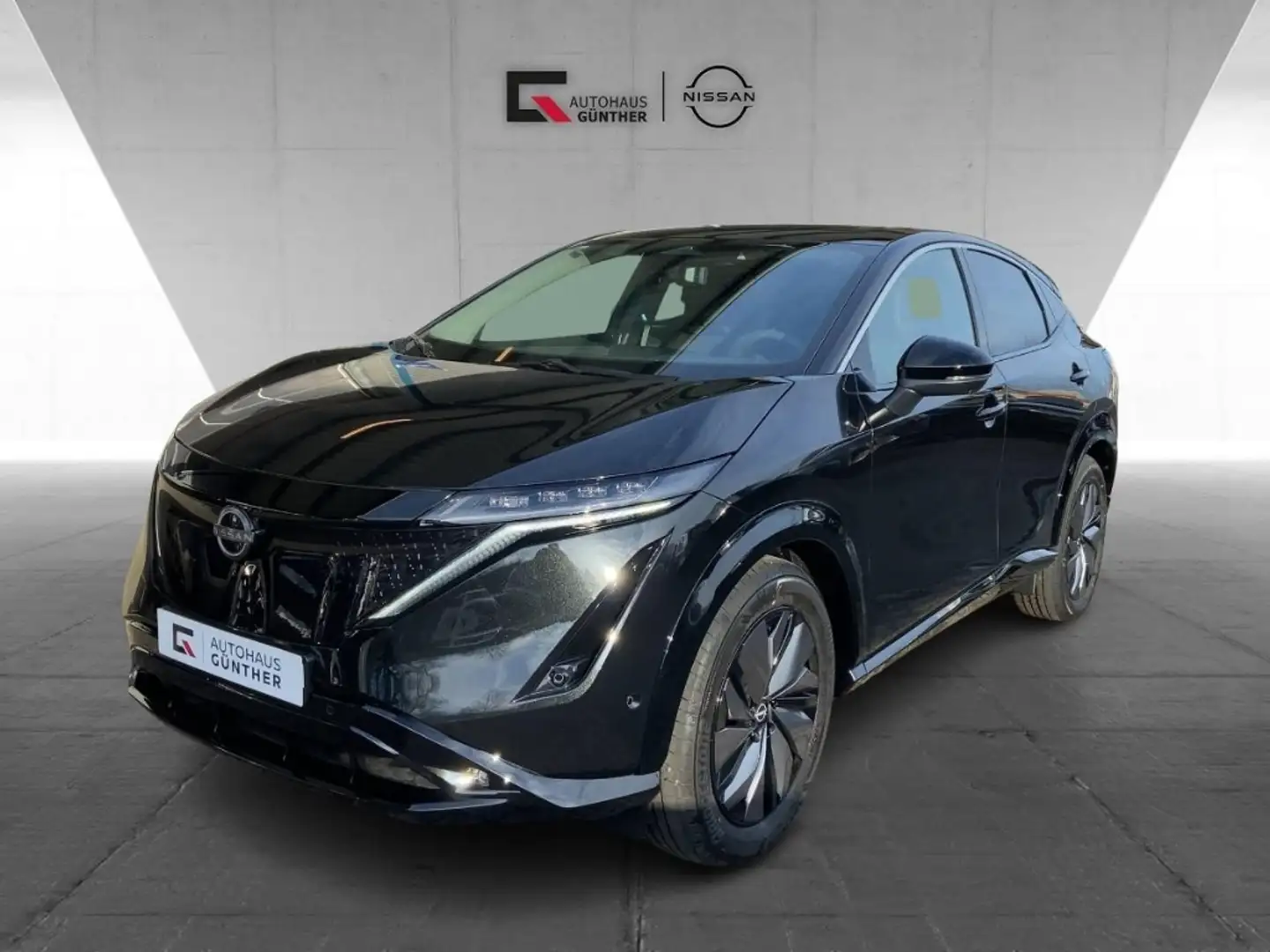 Nissan Ariya 87 kWh Evolve Pack Schwarz - 1