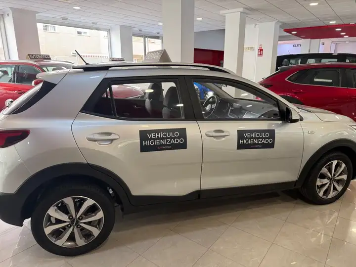 Kia Stonic 1.0 T-GDi MHEV iMT Concept (2021) 2022, foto 3
