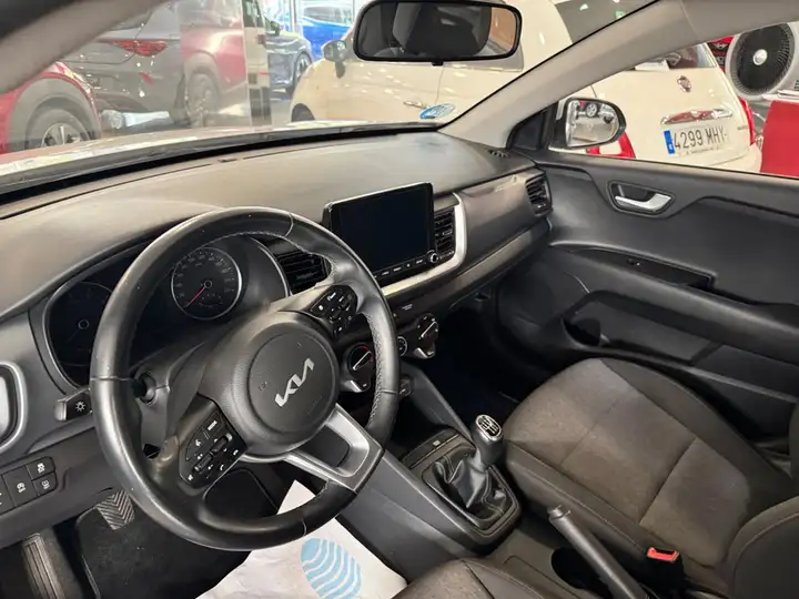Kia Stonic 1.0 T-GDi MHEV iMT Concept (2021) 2022, foto 9