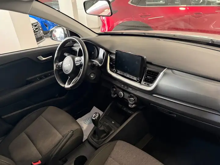 Kia Stonic 1.0 T-GDi MHEV iMT Concept (2021) 2022, foto 8