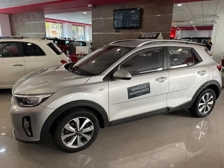 Kia Stonic 1.0 T-GDi MHEV iMT Concept (2021) 2022, foto 2