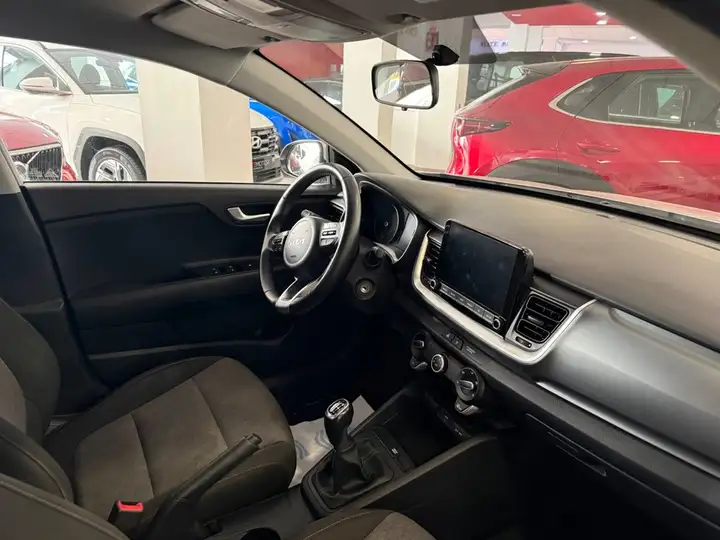 Kia Stonic 1.0 T-GDi MHEV iMT Concept (2021) 2022, foto 7