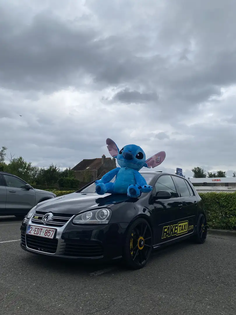 Volkswagen Golf R R32 - 1