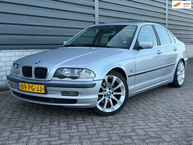 BMW 328 3-serie 328i Executive E46 Sedan Automaat 6 cilind