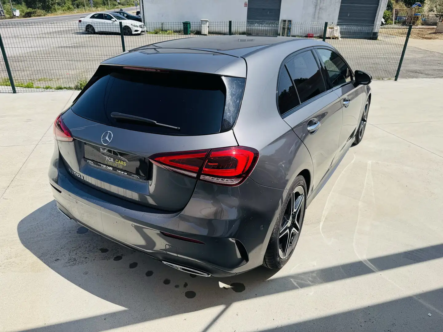 Mercedes-Benz A 200 200d 8G-DCT Gris - 1