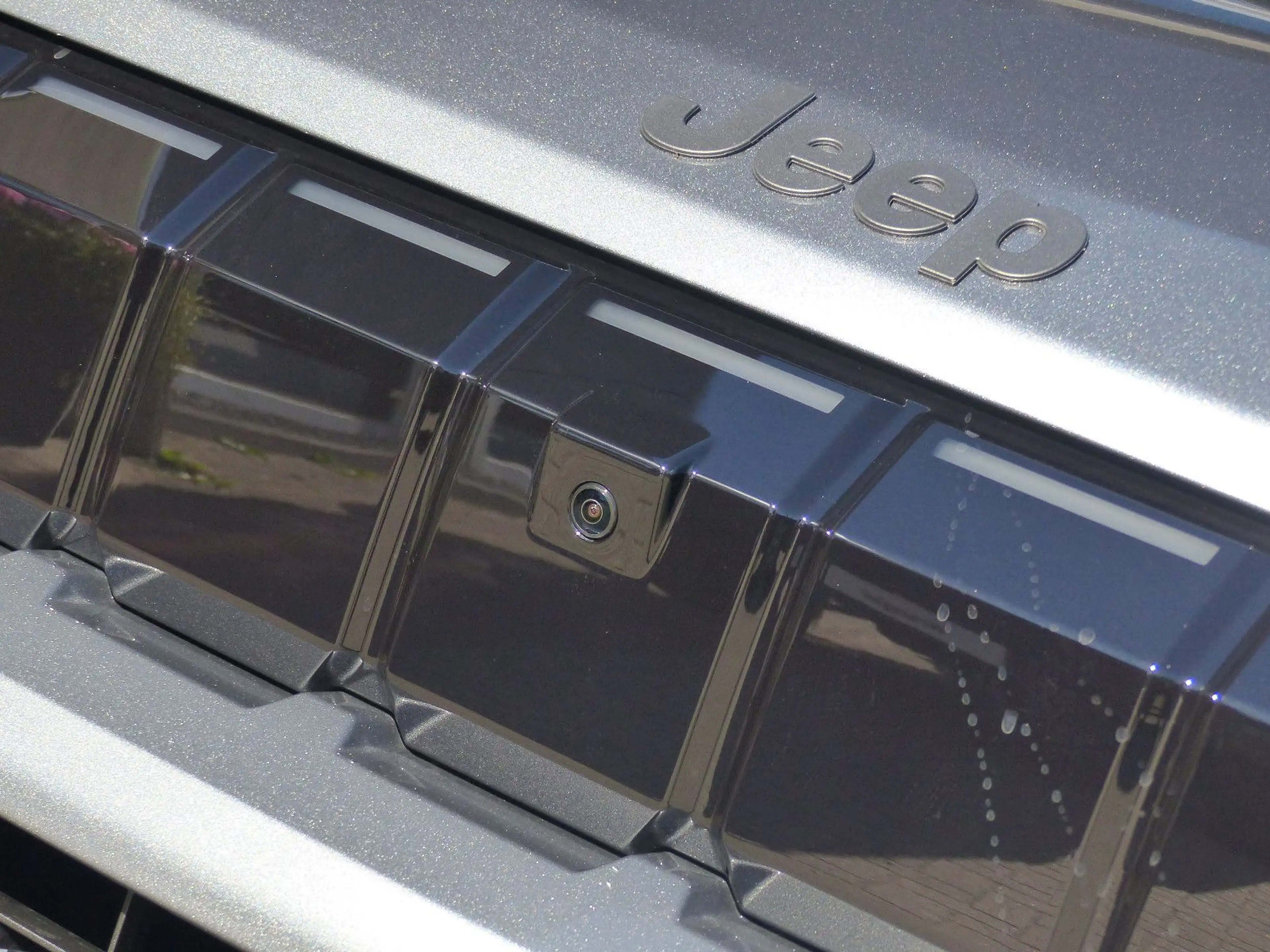 Jeep Avenger Summit BEV — photo 11