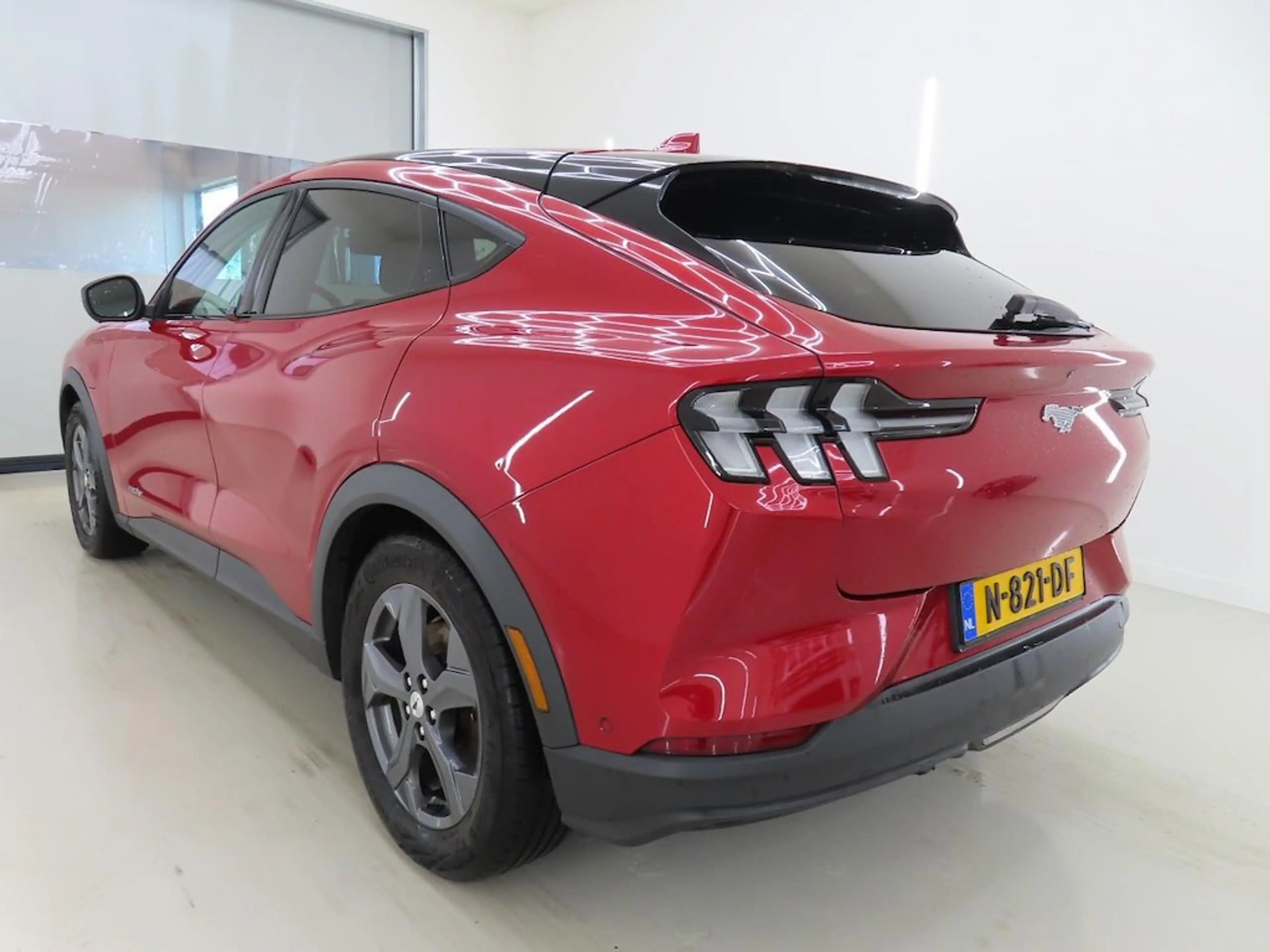 Ford Mustang Mach-E RWD 75 kWh | SOH 92% | Trekhaak | 360 Camera | Car — photo 5