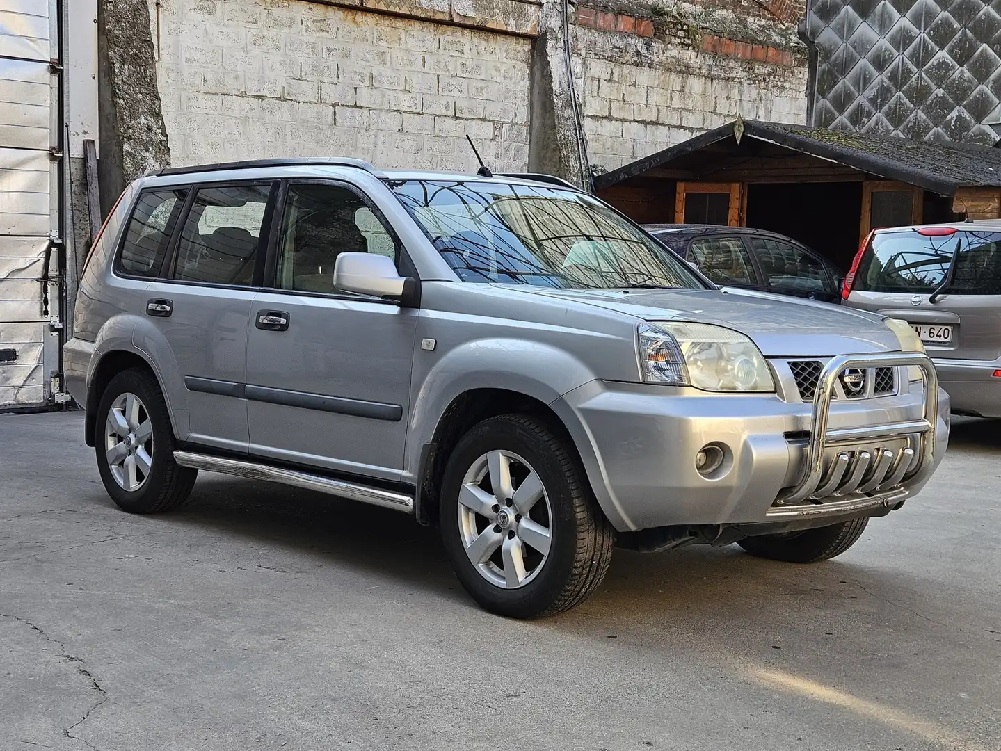 Nissan X-Trail 2.0i 16v Elegance. VOITURE HOLLANDAISE PRIX EXPORT Gris - 1