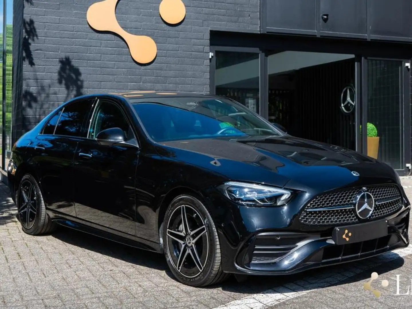 Mercedes-Benz C 300 C PHEV 300 de AMG Line (230 kW) Zwart - 1