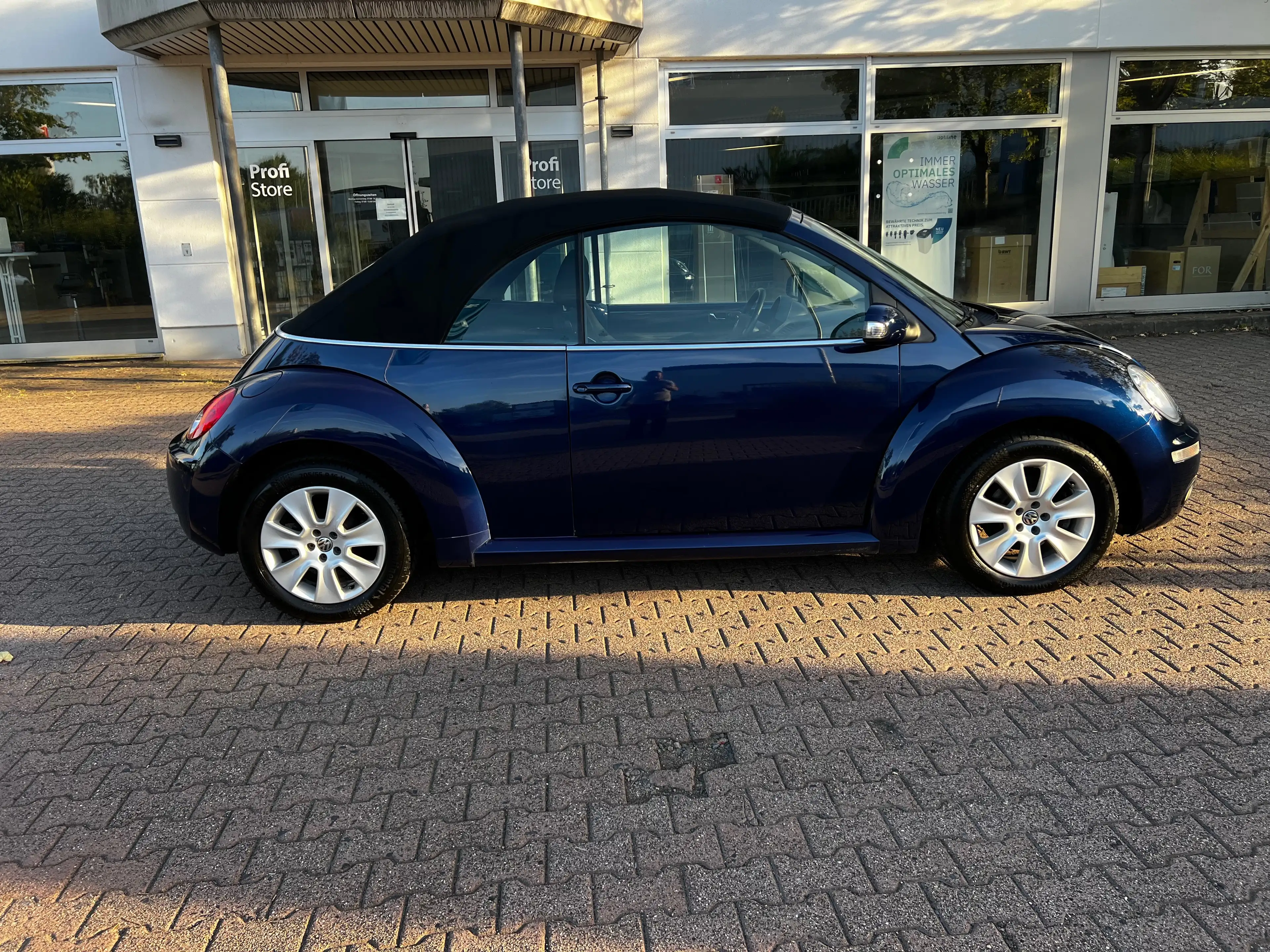 Volkswagen New Beetle New Beetle Cabriolet Cabriolet 1.6 United — photo 15