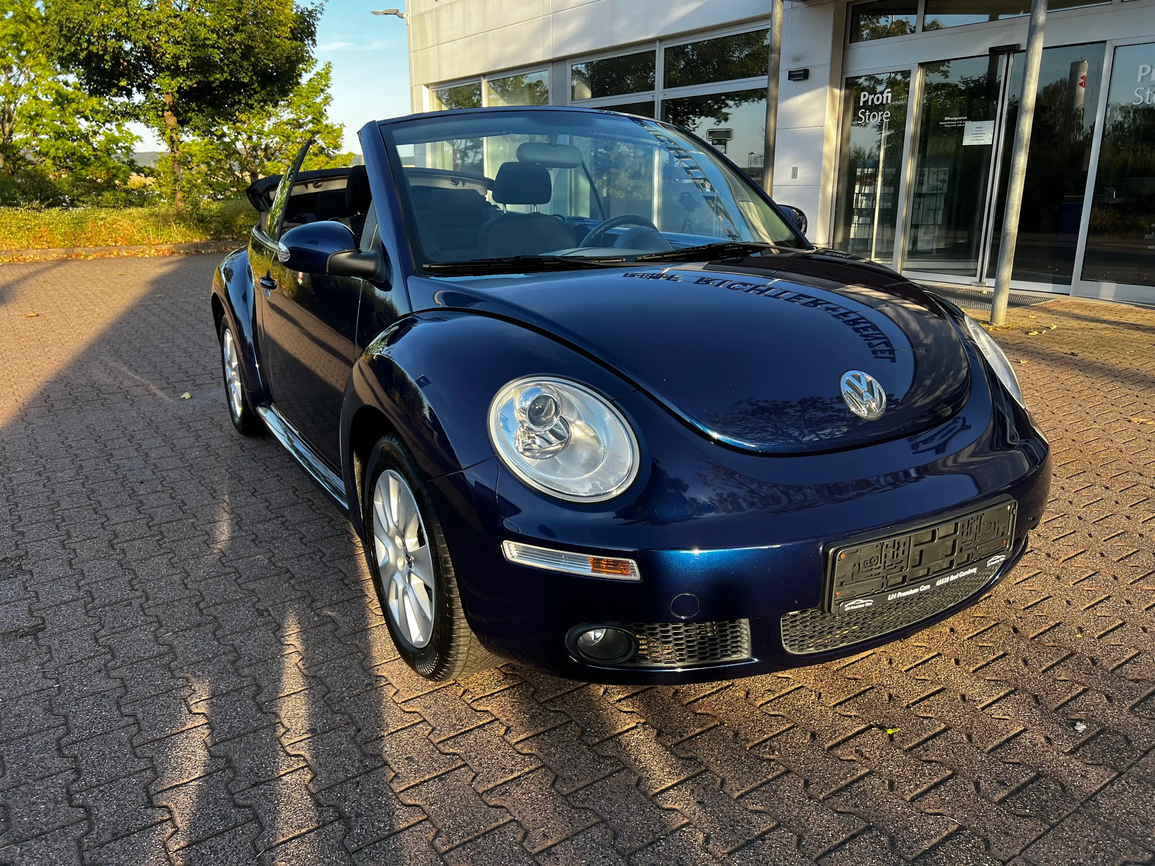 Volkswagen New Beetle New Beetle Cabriolet Cabriolet 1.6 United — photo 3