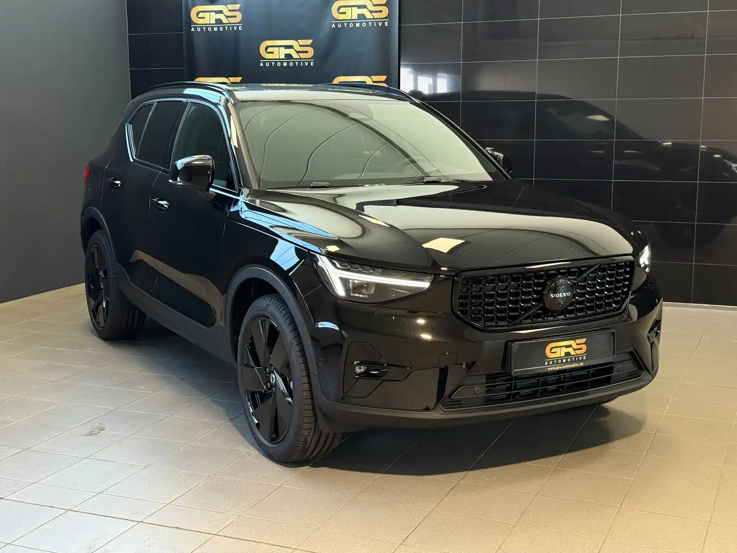 Volvo XC40 Ultra Black Edition 2WD*360*Memory*Pano* Noir - 1