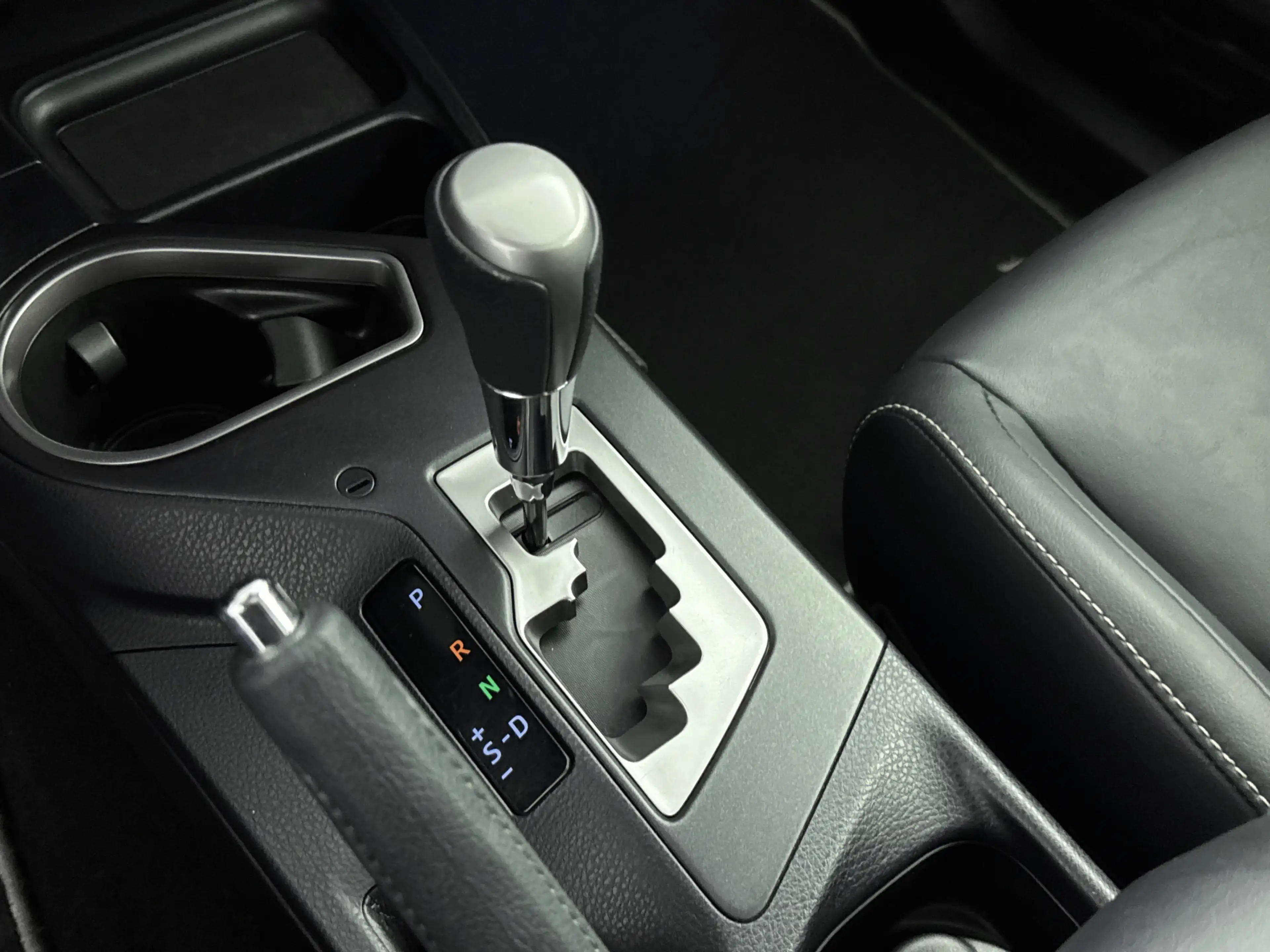 Toyota RAV 4 2.5 Hybrid Executive Ultimate | Open Dak | Stuur-S — photo 15