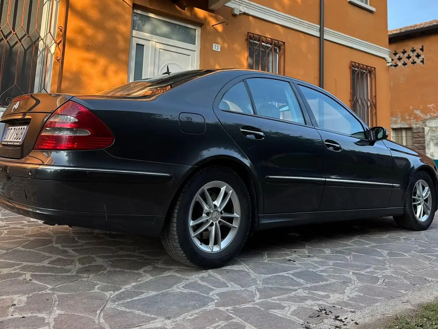 Mercedes-Benz E 270 Classe E - W211 Berlina td cdi Avantgarde - 2
