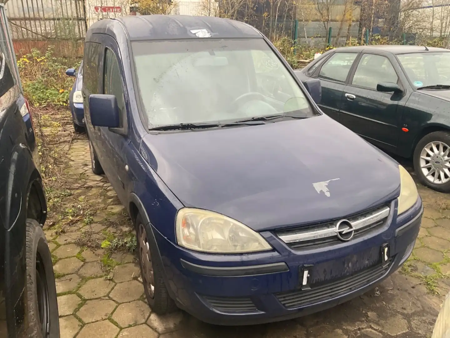 Opel Combo Basis Combi CNG Blau - 2
