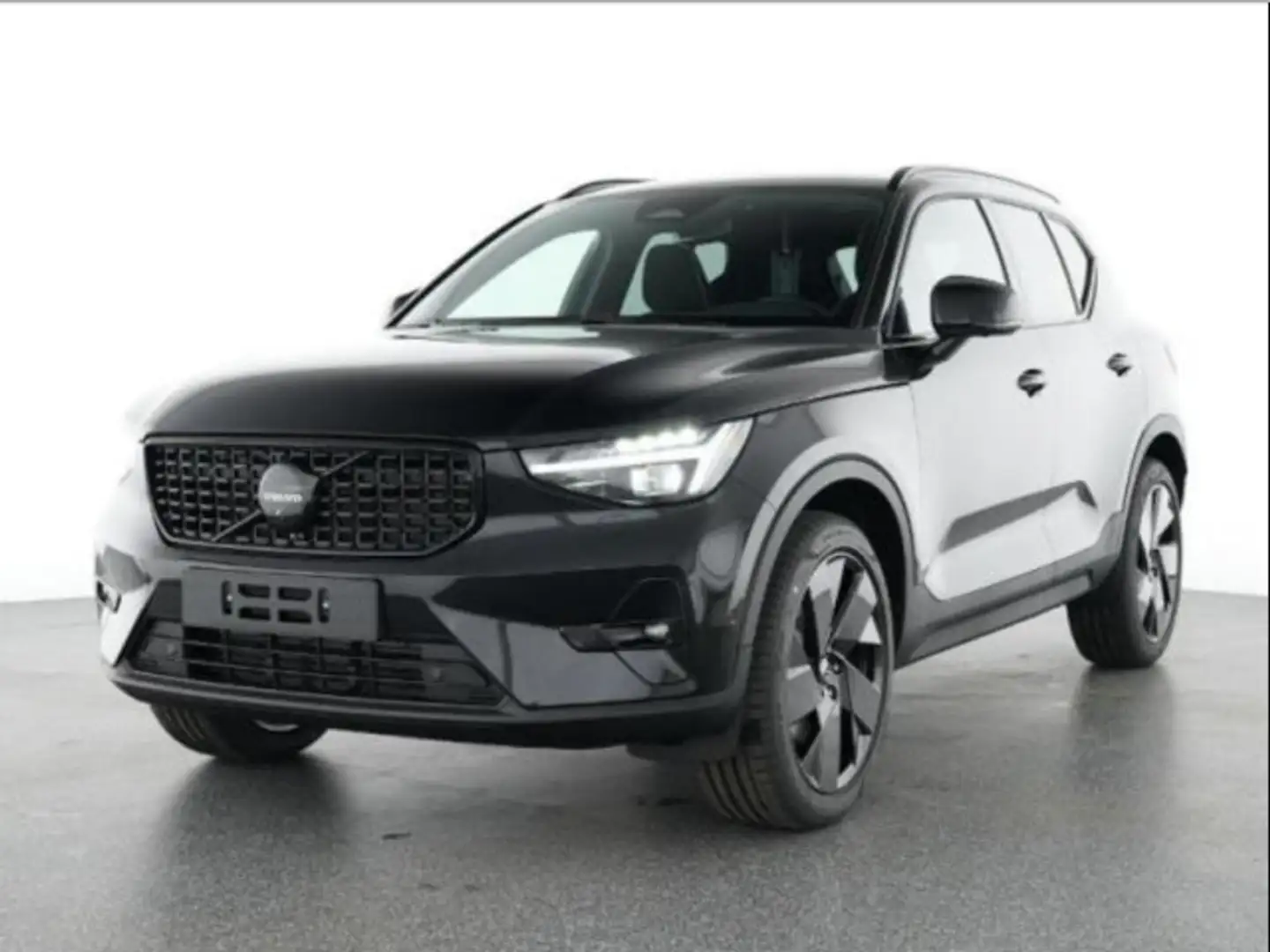 Volvo XC40 B3 Ultra Black Edition/AHK/Pano/360K/20Zoll Klima Schwarz - 1
