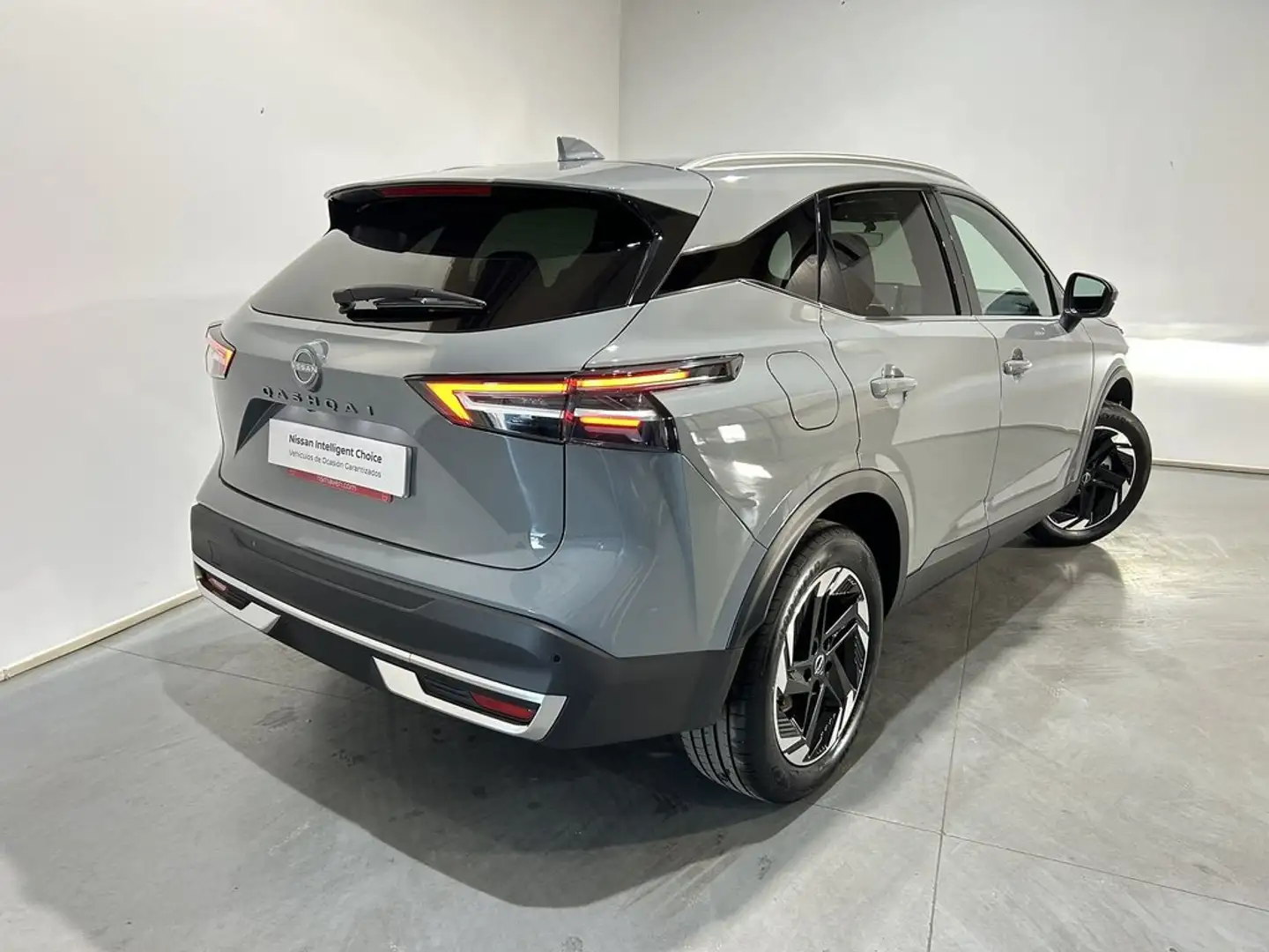 Nissan Qashqai DIG-T 140cv N-Connecta Burdeos - 2