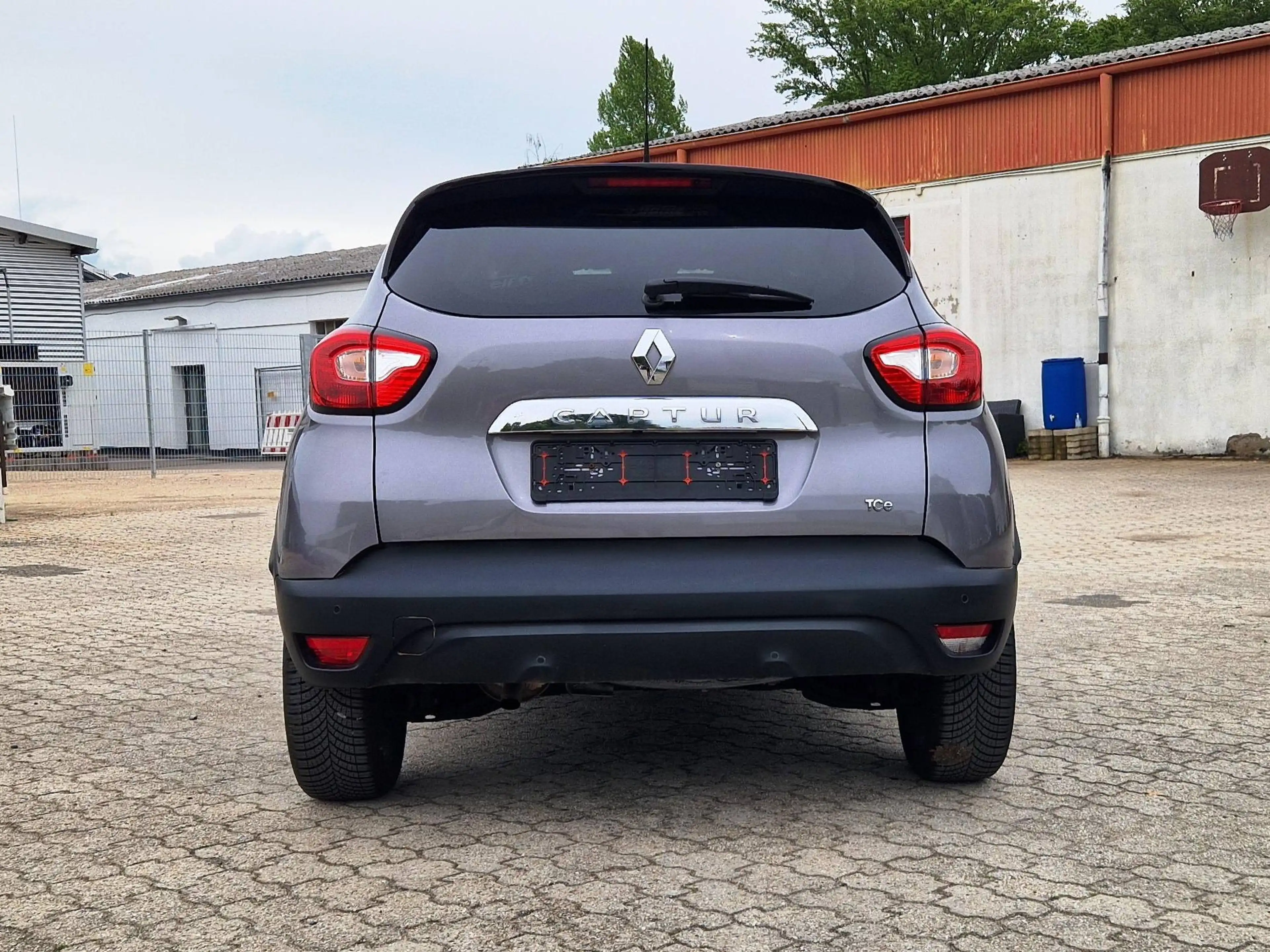 Renault Captur Luxe/2Hand/66000km/Automatik/Rückfahrcamera/ — photo 4