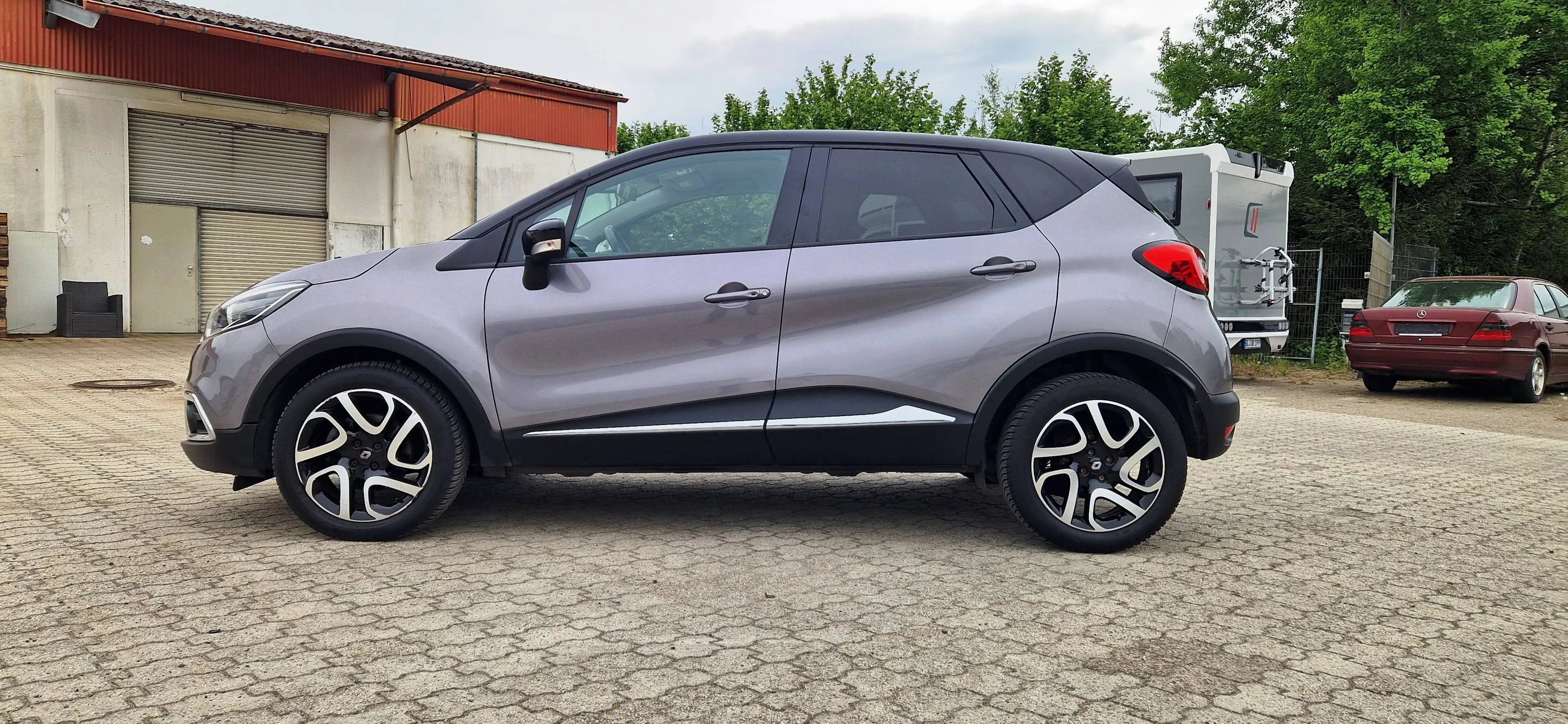 Renault Captur Luxe/2Hand/66000km/Automatik/Rückfahrcamera/ — photo 2