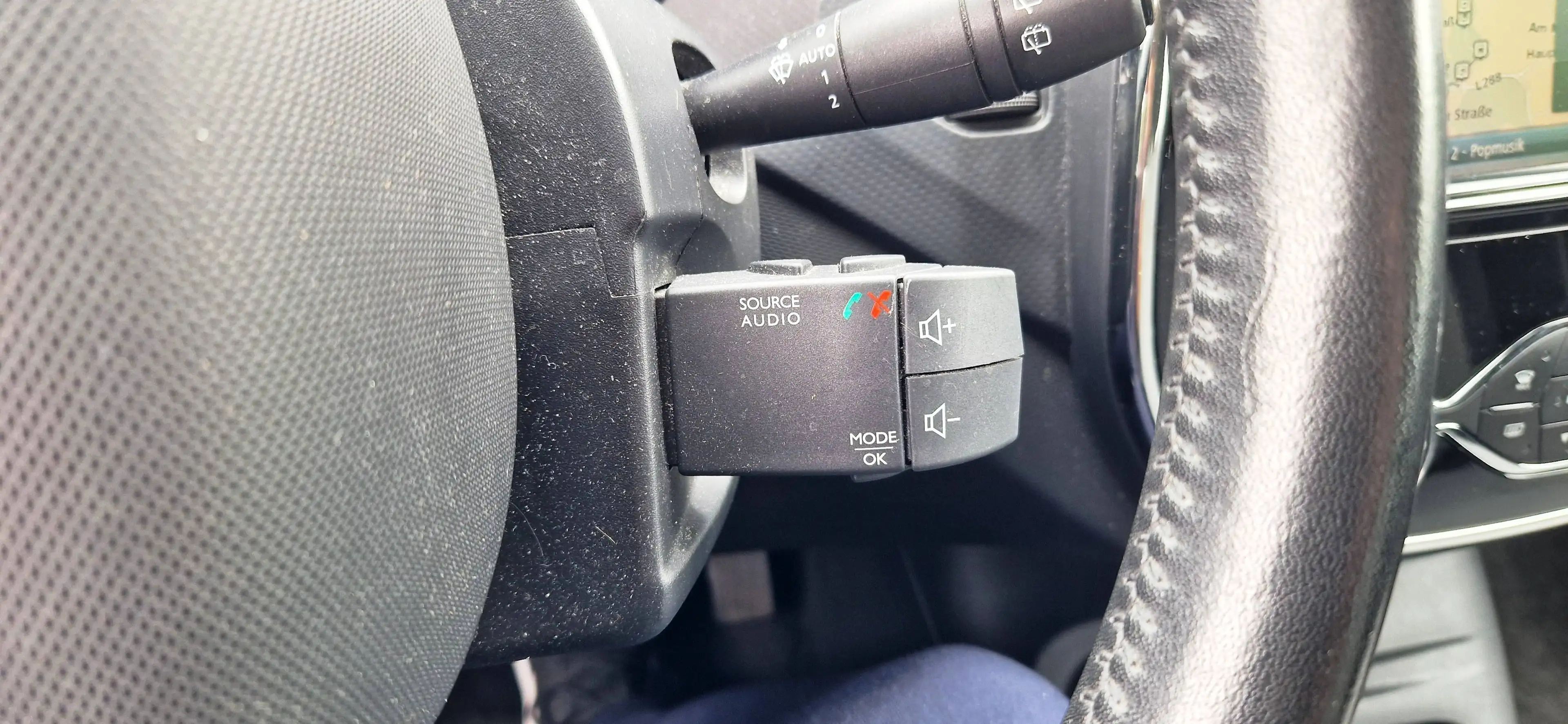 Renault Captur Luxe/2Hand/66000km/Automatik/Rückfahrcamera/ — photo 21