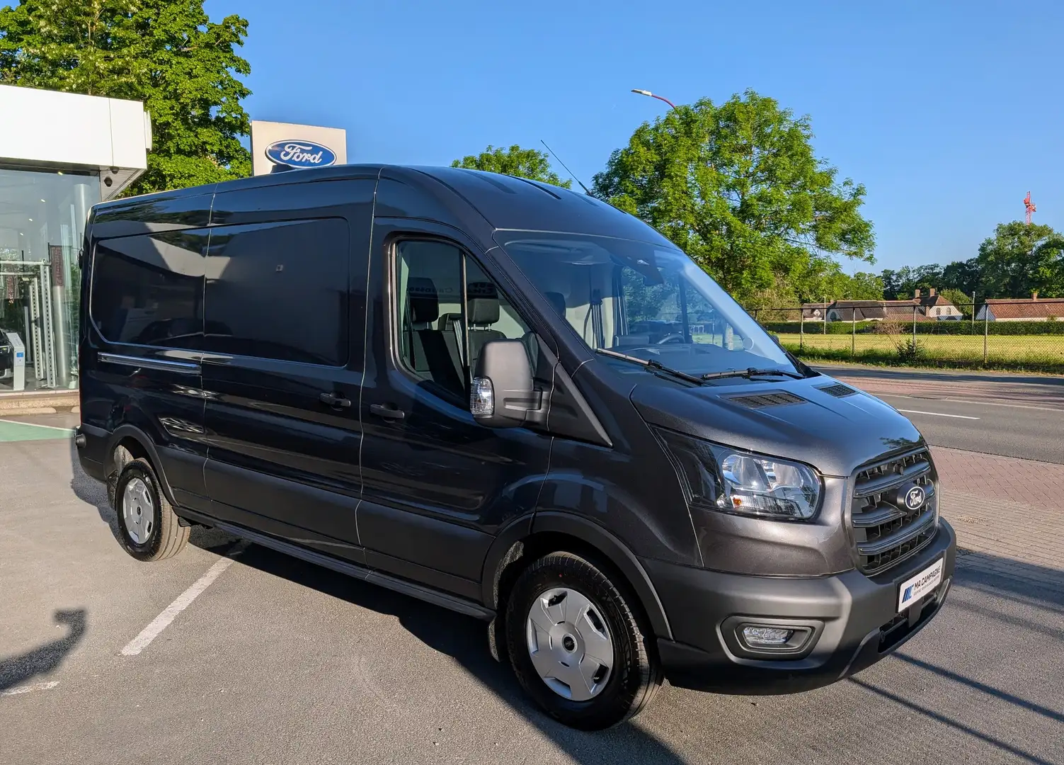 Ford Transit 2T Trend 350L L3H2 2.0TDCi 130pk A8 automaat Grijs - 1