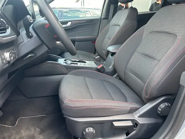 Ford Kuga view 11