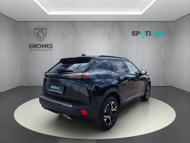 Peugeot 2008 view 3
