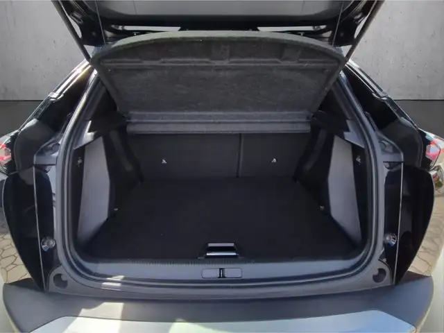 Peugeot 2008 view 7