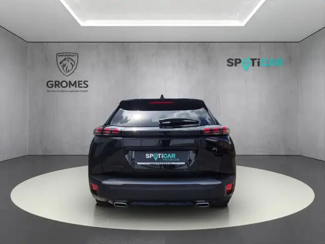 Peugeot 2008 view 4