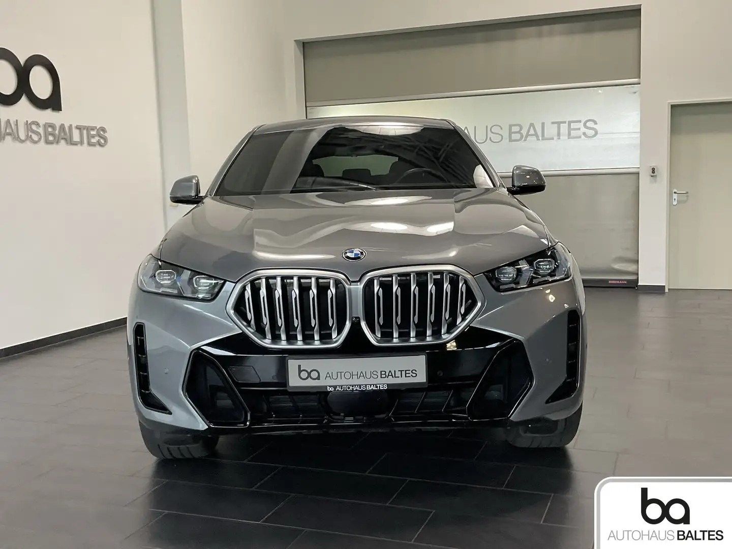 BMW X6 X6 xDrive 30d M Sport 21/Pano/ParkPro/DrivAss/HK Gris - 2