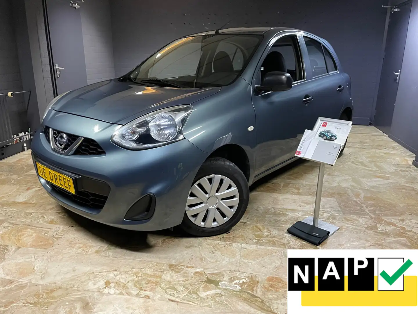 Nissan Micra Visa Airco Zeer Zuinig Grijs - 1