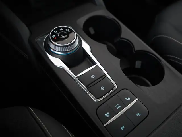 Ford Kuga view 12