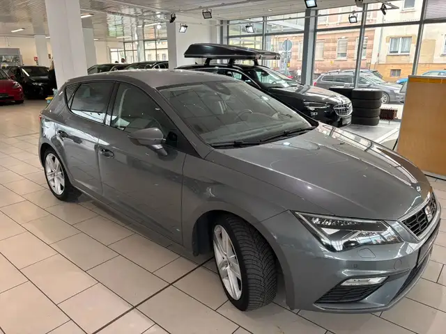 Seat Leon Leon view 5