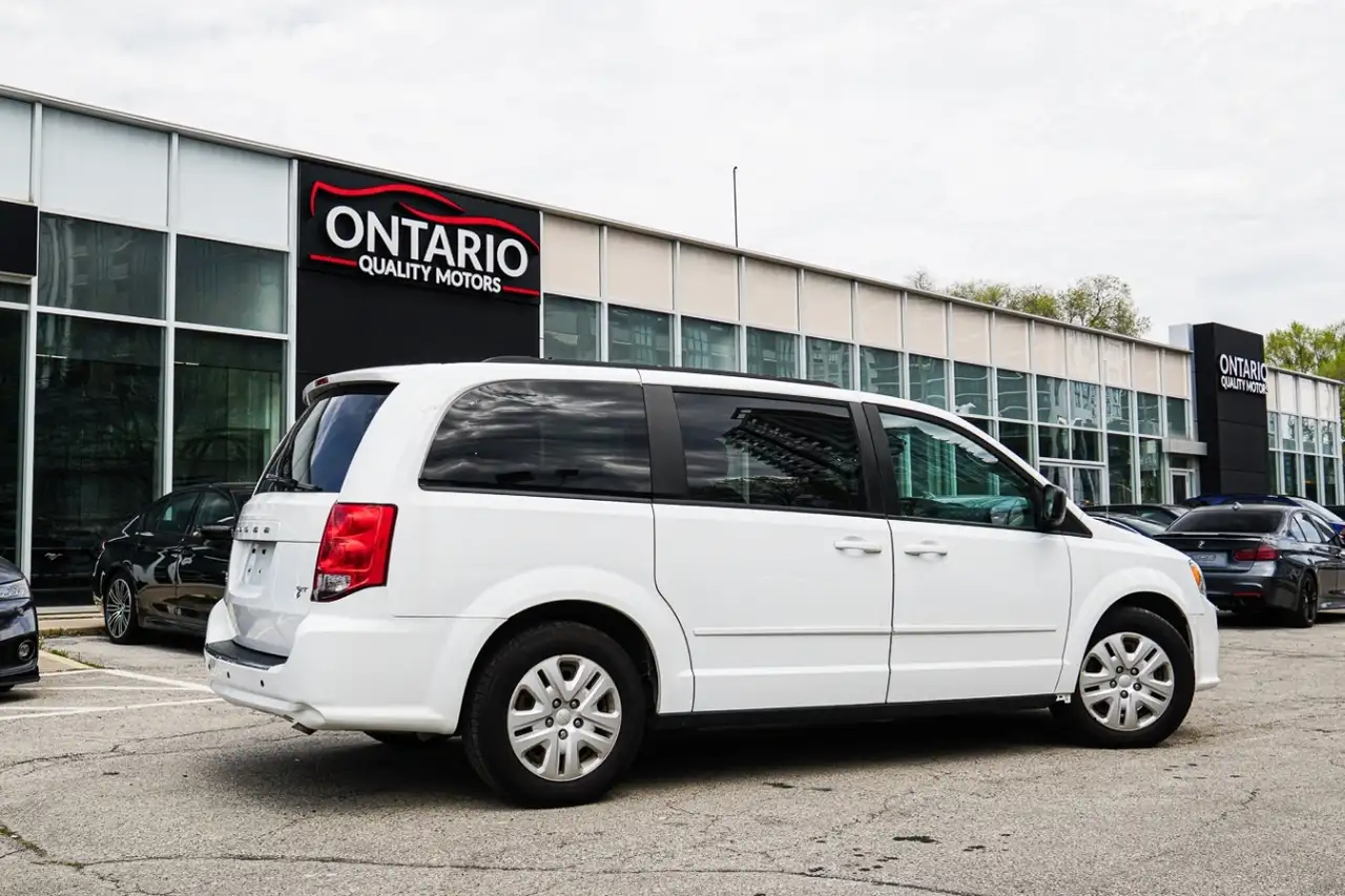 Dodge Grand Caravan снимка Dodge Grand Caravan