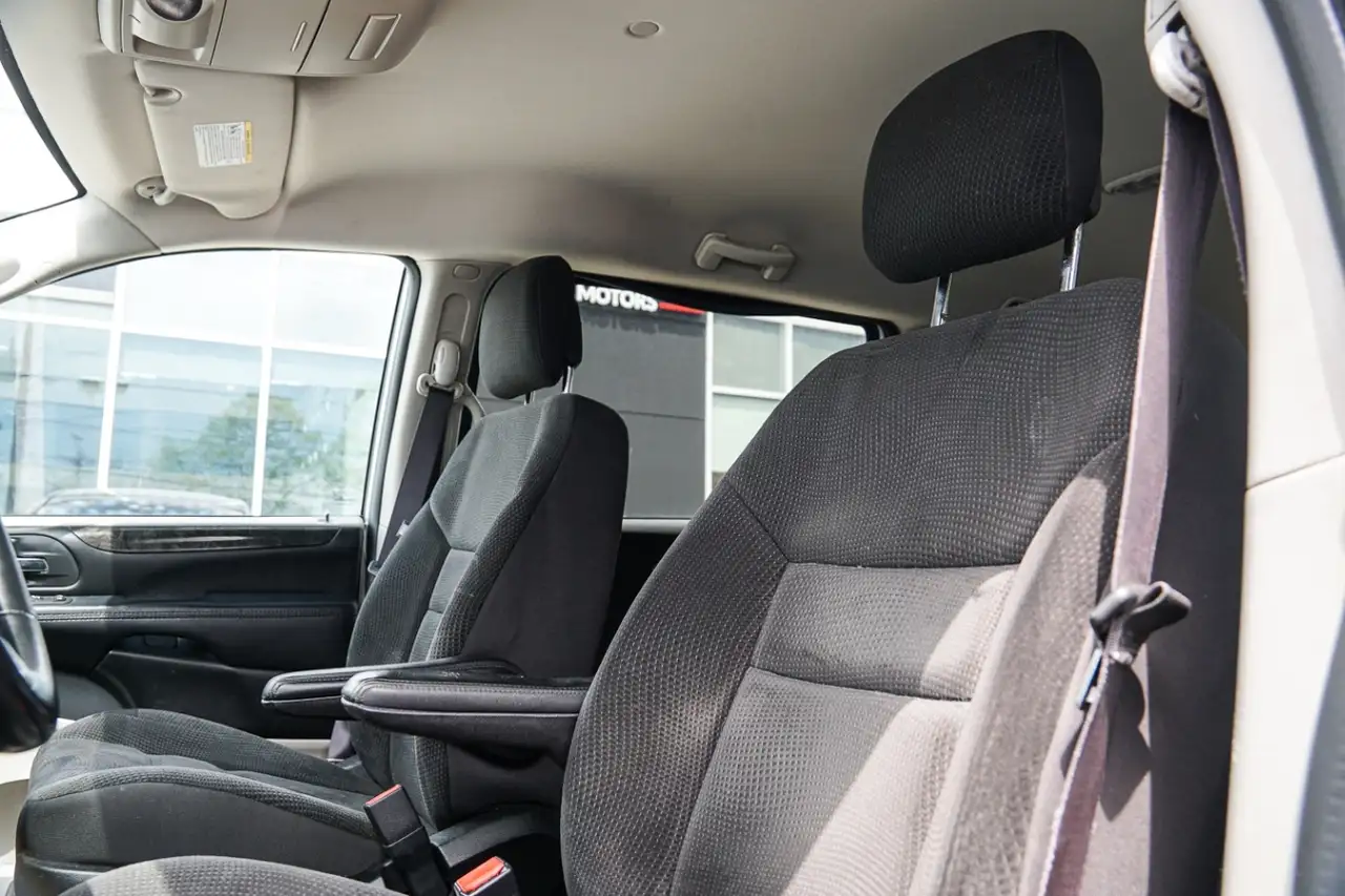 Dodge Grand Caravan снимка Dodge Grand Caravan