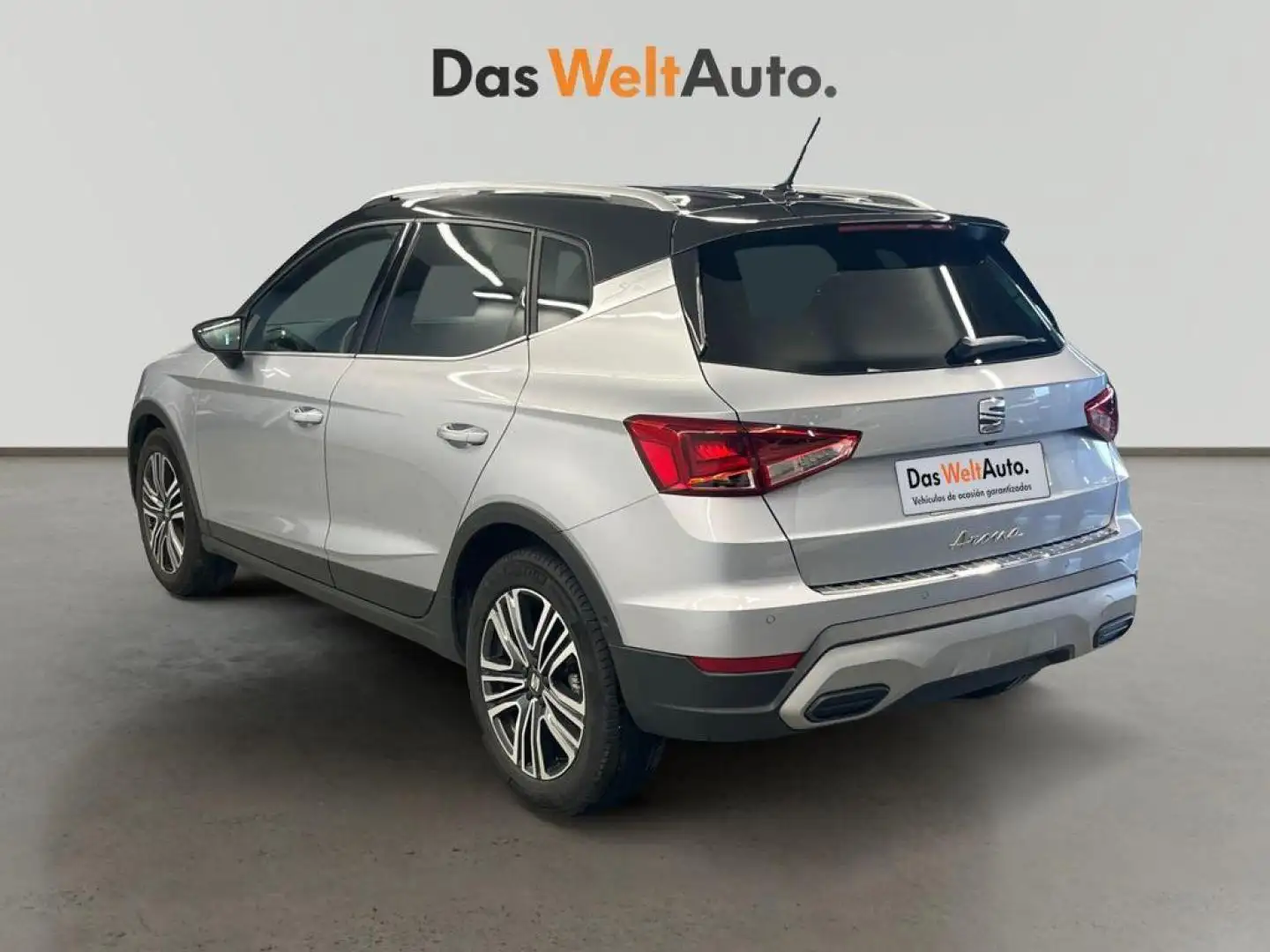 SEAT Arona 1.0 TSI Xperience XL 81 kW (110 CV) Negro - 2