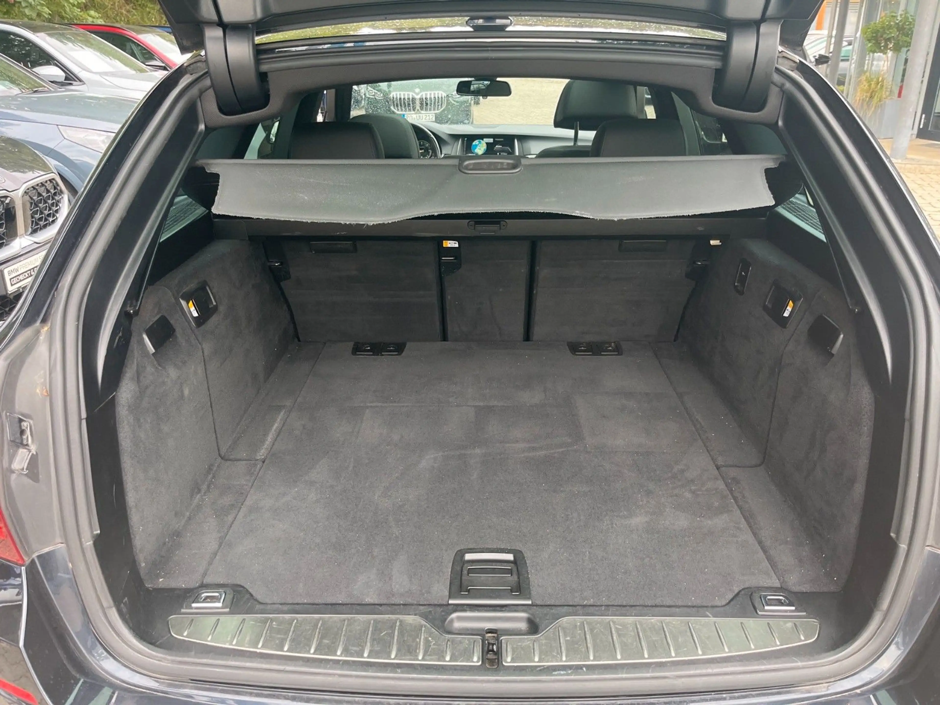 BMW 530 d xDrive°M Paket°Soft°H&K°Komfort°AHK — photo 8