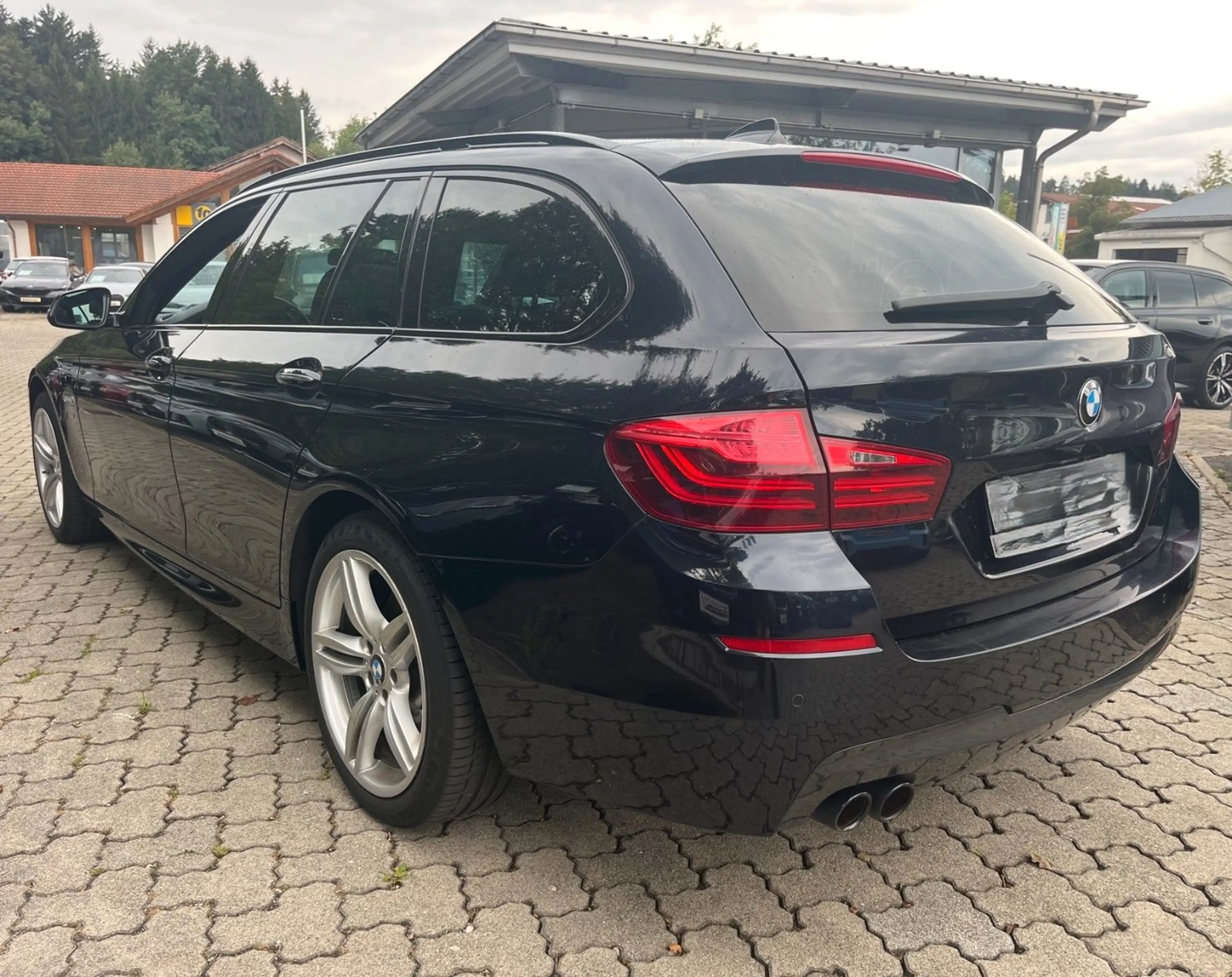 BMW 530 d xDrive°M Paket°Soft°H&K°Komfort°AHK — photo 4