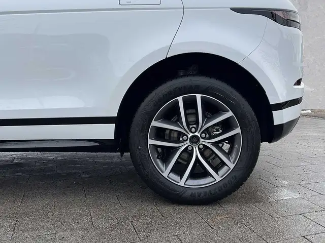 Land Rover Range Rover Evoque view 9