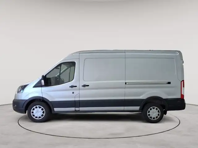 Ford Transit view 6