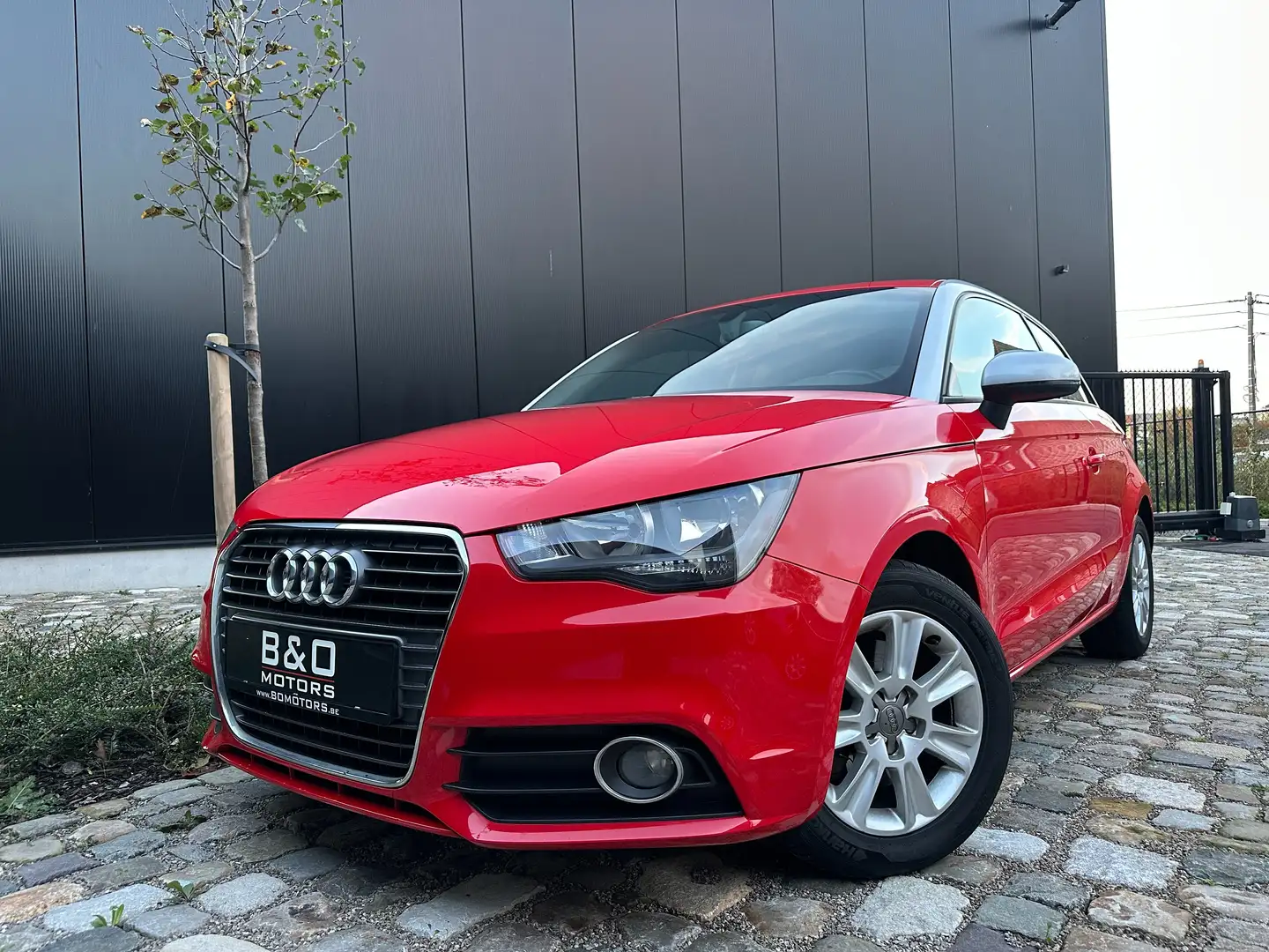 Audi A1 A1 1.4 TFSI Attraction,NAVI,CRUISE,GARANTIE,LEZ ok Rouge - 2